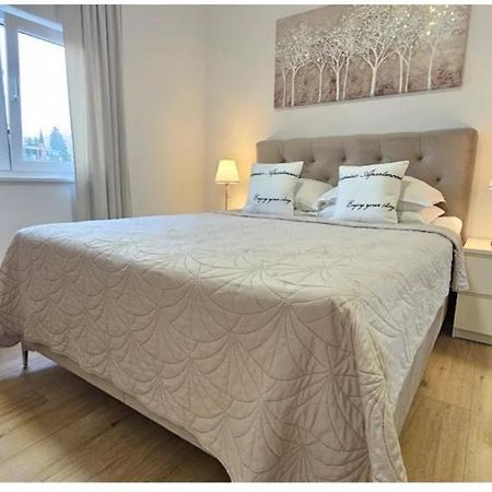 Eximius Apartment Pula Zewnętrze zdjęcie